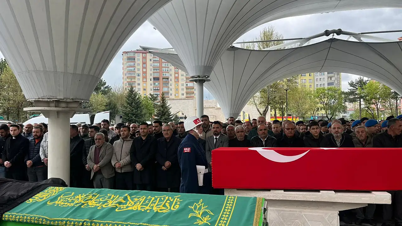Şırnak'ta kalp krizinden hayatını kaybeden uzman çavuş Kayseri'de toprağa verildi