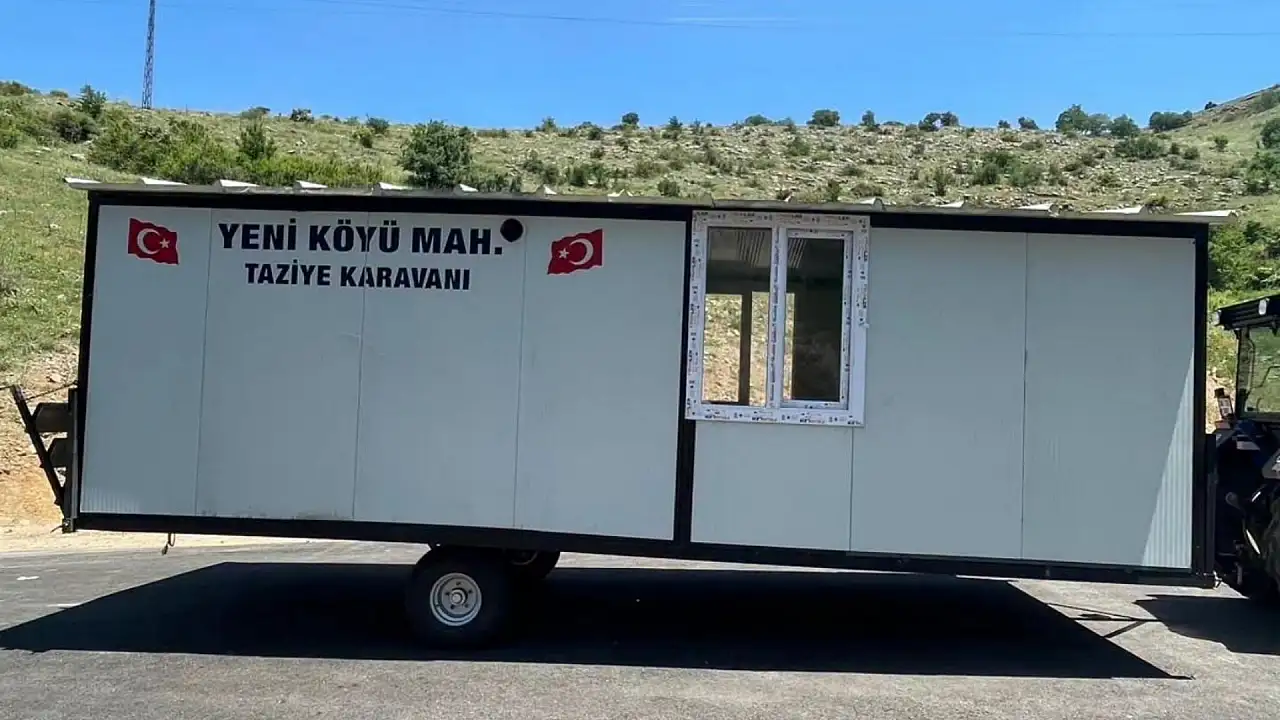 İki esnaf el ele verdi! Köy bu hediyeyi konuşuyor