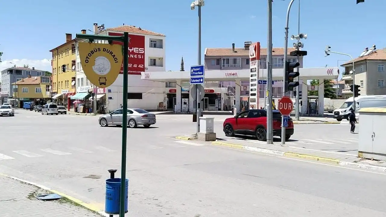 Meydandaki bu noktaya artık araç bırakılamayacak: Yeni düzenleme başladı