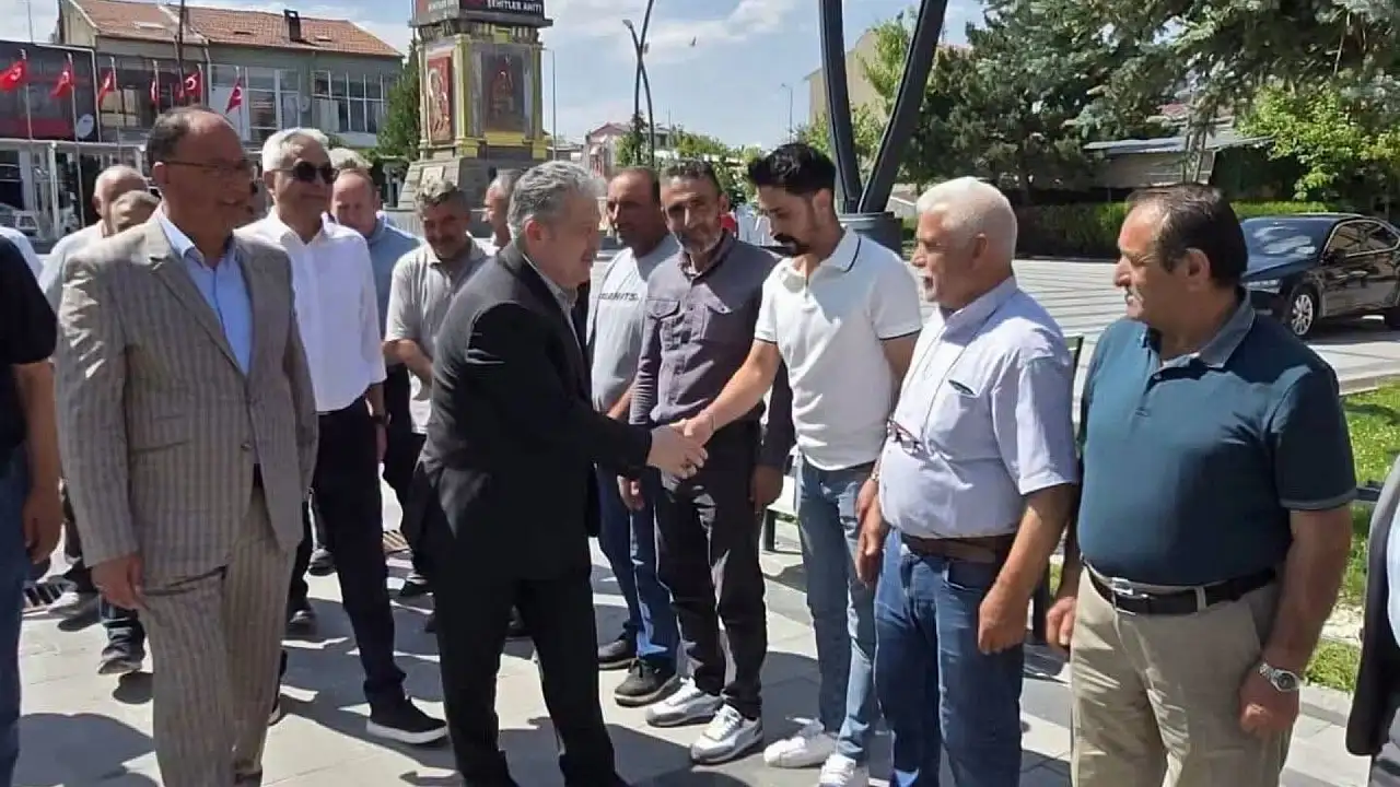 Kayseri'de siyasiler ve yerel yöneticiler hangi ilçe için bir araya geldiler?