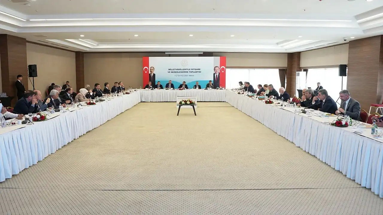 Ak partili Ataş, Ankara'dan 'Türkiye yüzyılı' mesajı verdi!