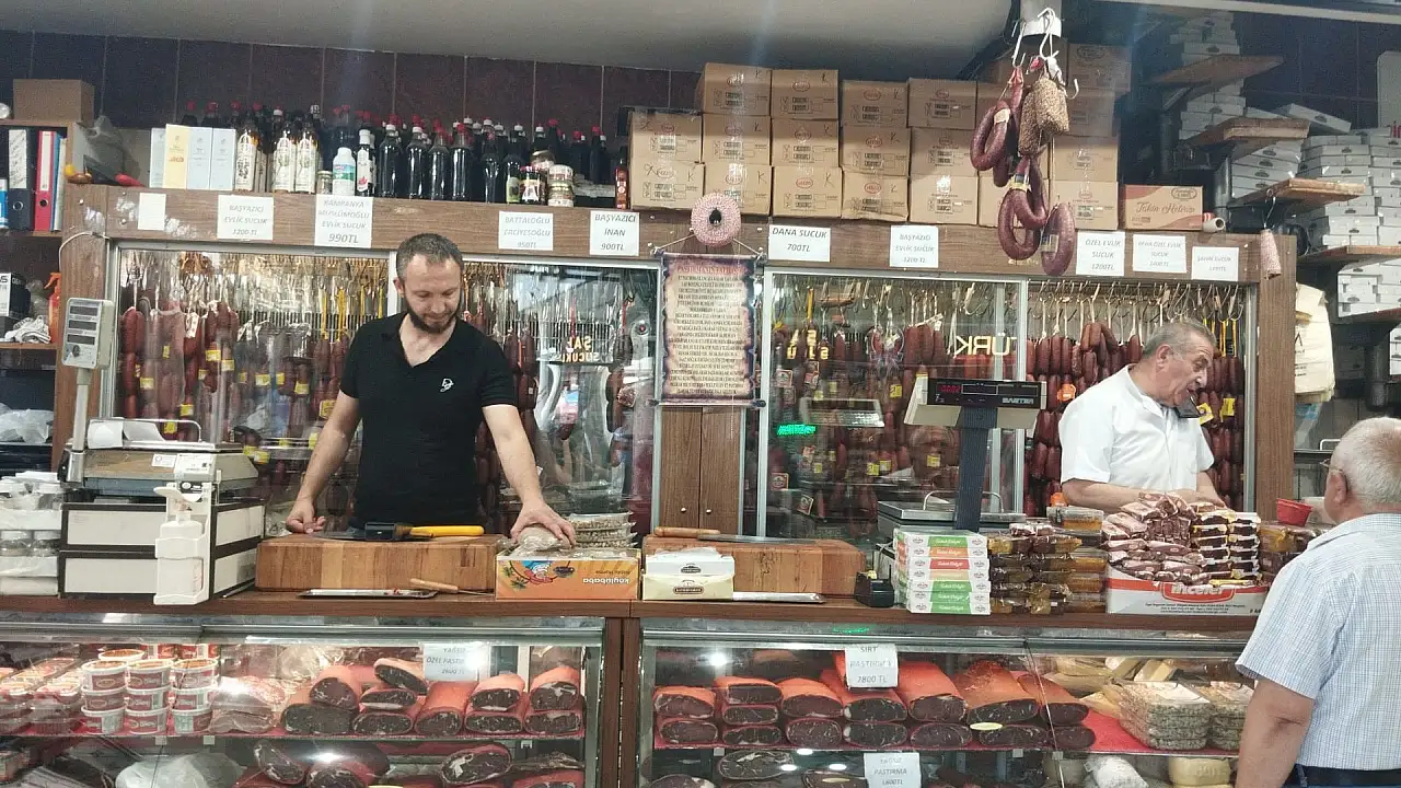 Kayseri'de gurbetçi sezonu esnafı umutlandırmadı! Pastırma ve sucuk satışlarında yüzde 50 düşüş