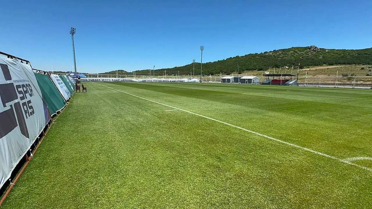 Erciyes, spor kulüplerinin kamp üssü oldu