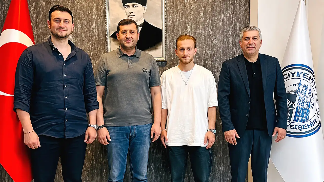Baki Ersoy istedi: Kayseri ekibi çilek transferini yaptı