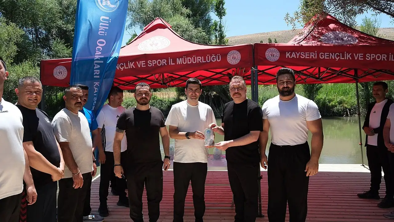 Kayseri'de MHP rüzgârı! Böke'de nefes kesen rekabet