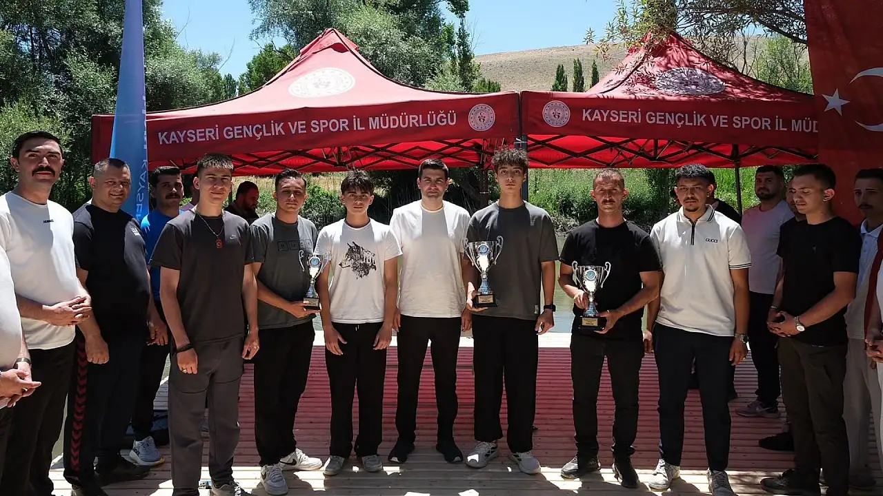 Kayseri'de MHP rüzgârı! Böke'de nefes kesen rekabet