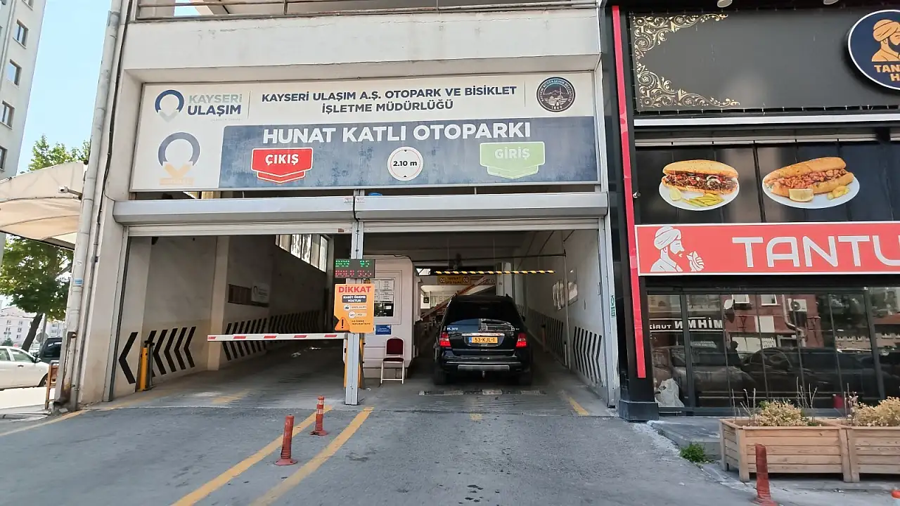 Kayseri'de yeni bir dönem başlıyor: Akıllı otopark uygulaması devreye girdi!