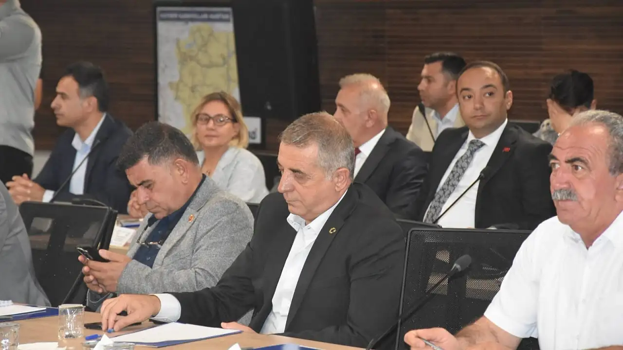 Kayseri'de hem hayvanları hem tarlaları ilgilendiriyor! Vali Çiçek talimat verdi