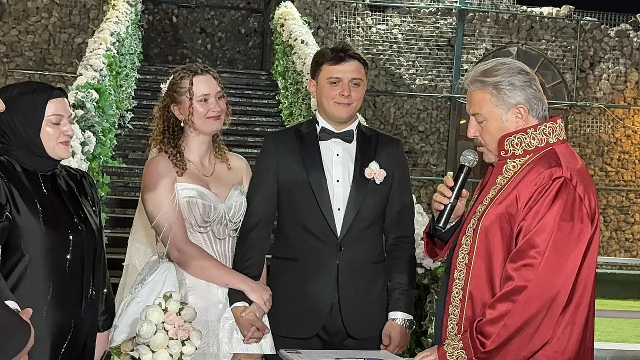 Kayseri'de görkemli düğün! Basın camiası bu nikahta buluştu