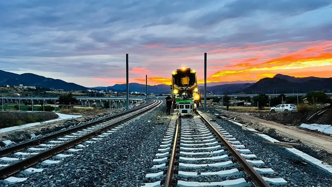 Kayseri'de TCDD hattına iki yeni yaya geçidi yapılacak: Tren seferleri duracak mı?
