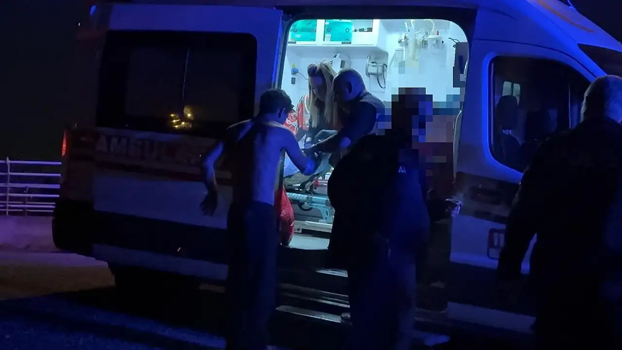 Kayseri'de bir evde ortalık karıştı! İki kardeş hastanelik oldu