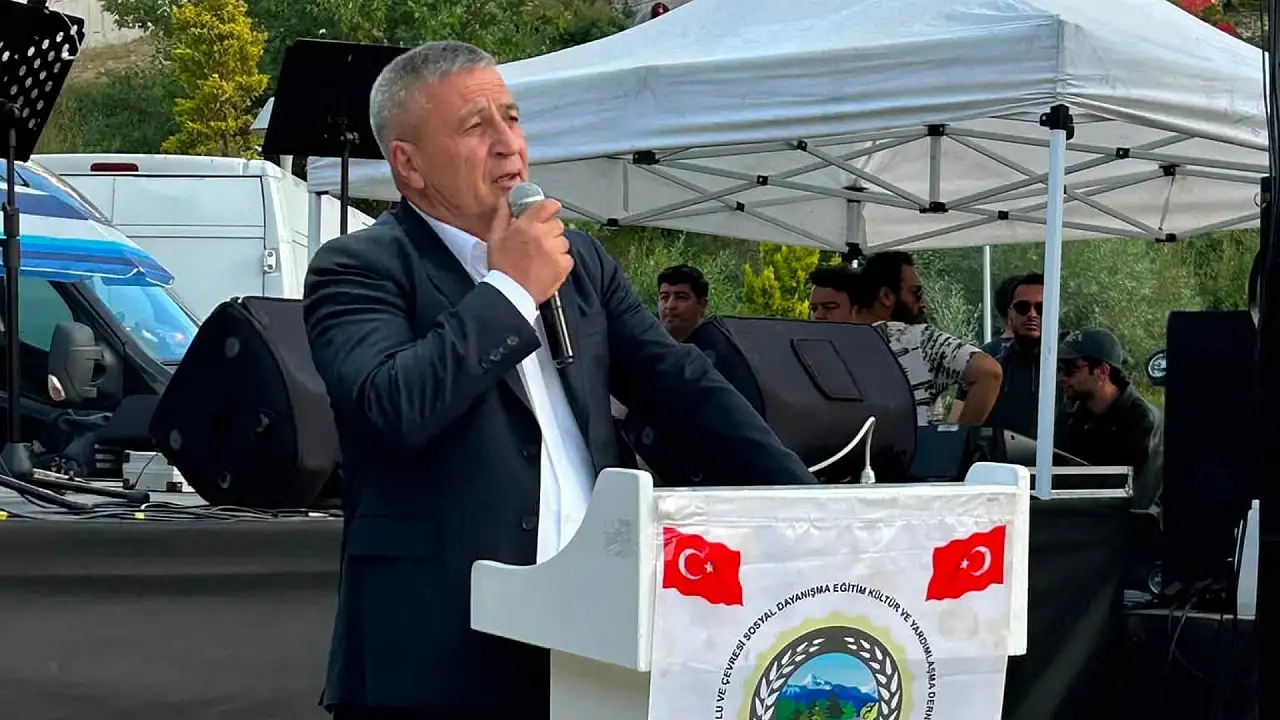 Akkışla ve Felahiye Belediye Başkanları hakkında dikkat çeken iddia: Hangi partiye katılacak?