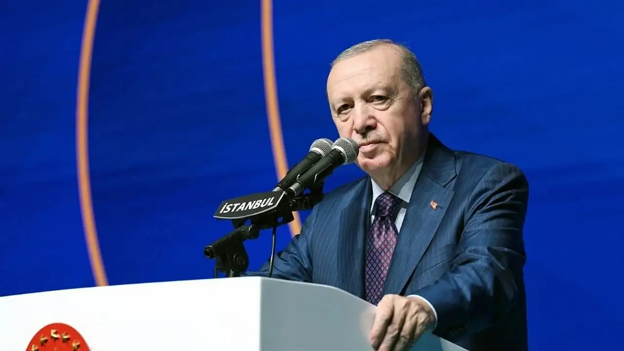 Türkiye bugün bunları konuşuyor! Deprem, altın fiyatları, sigara düzenlemesi ve siyasette hareketlilik