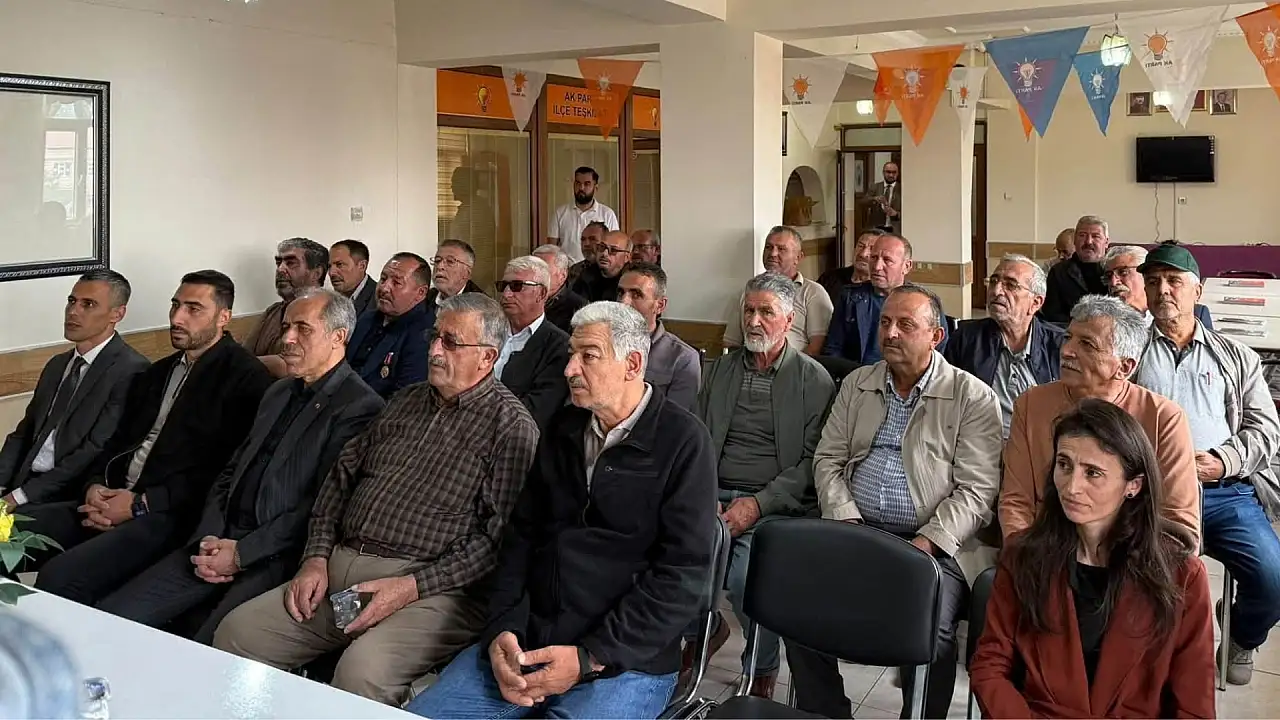 AK Parti'de Tomarza trafiği! Masada ne vardı?