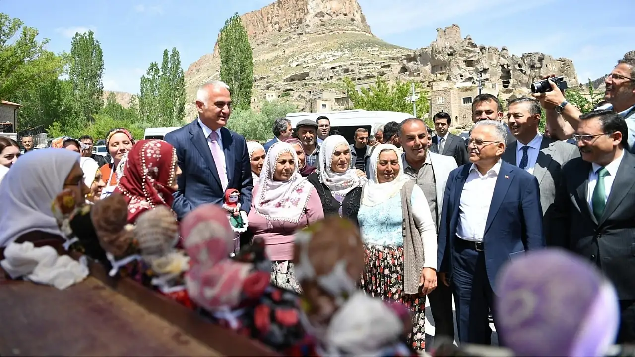 Büyükkılıç'tan Kayserililere davet: 'Festival coşkusu şehre yayılacak'
