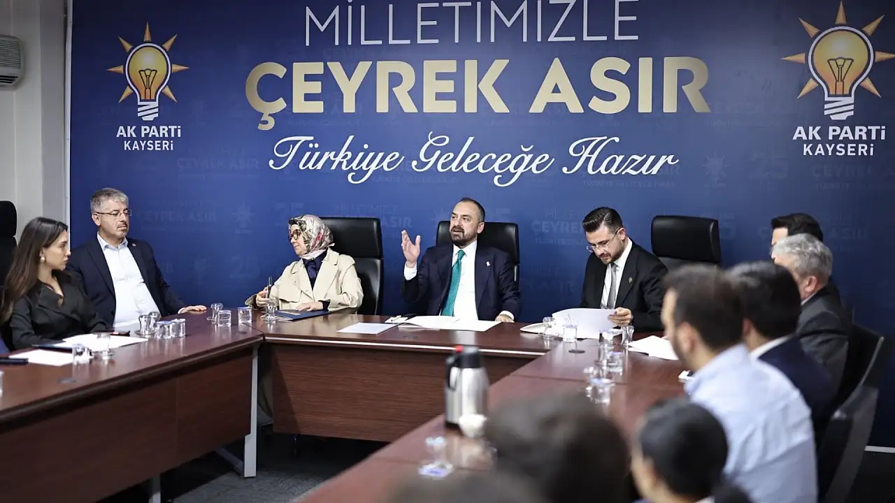 AK Parti'den Kayseri'de dikkat çeken açıklama: 'Pazarlık süreci değil'