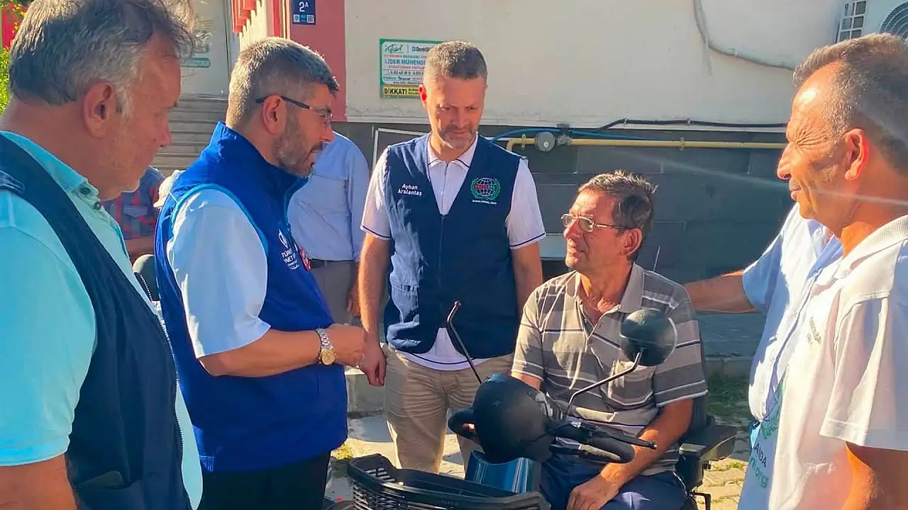 Üç ilçede yüzleri güldüren yardım: Hollanda'dan Kayseri'ye geldiler