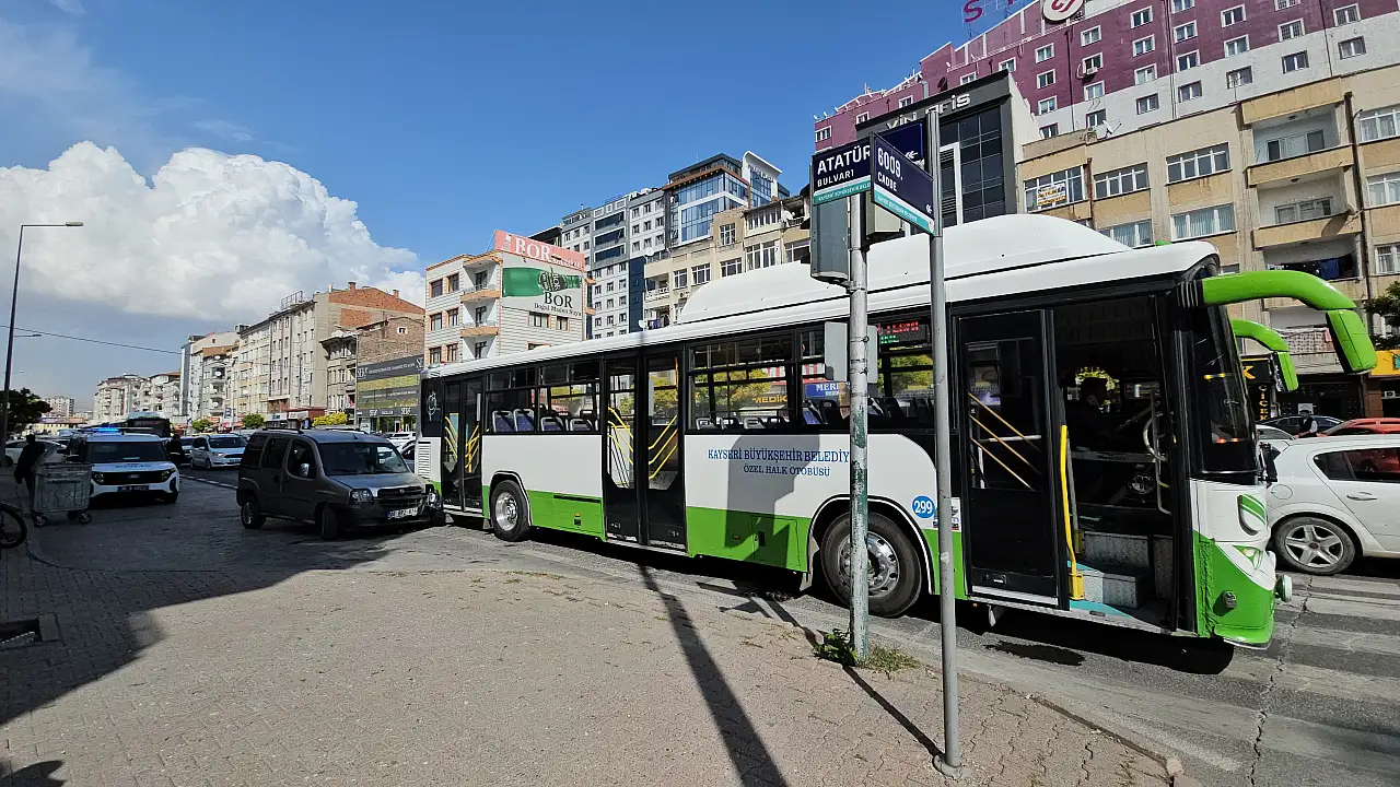 Kayseri'de akraba kavgası ortalığı karıştırdı! Kaçarken başına gelmeyen kalmadı
