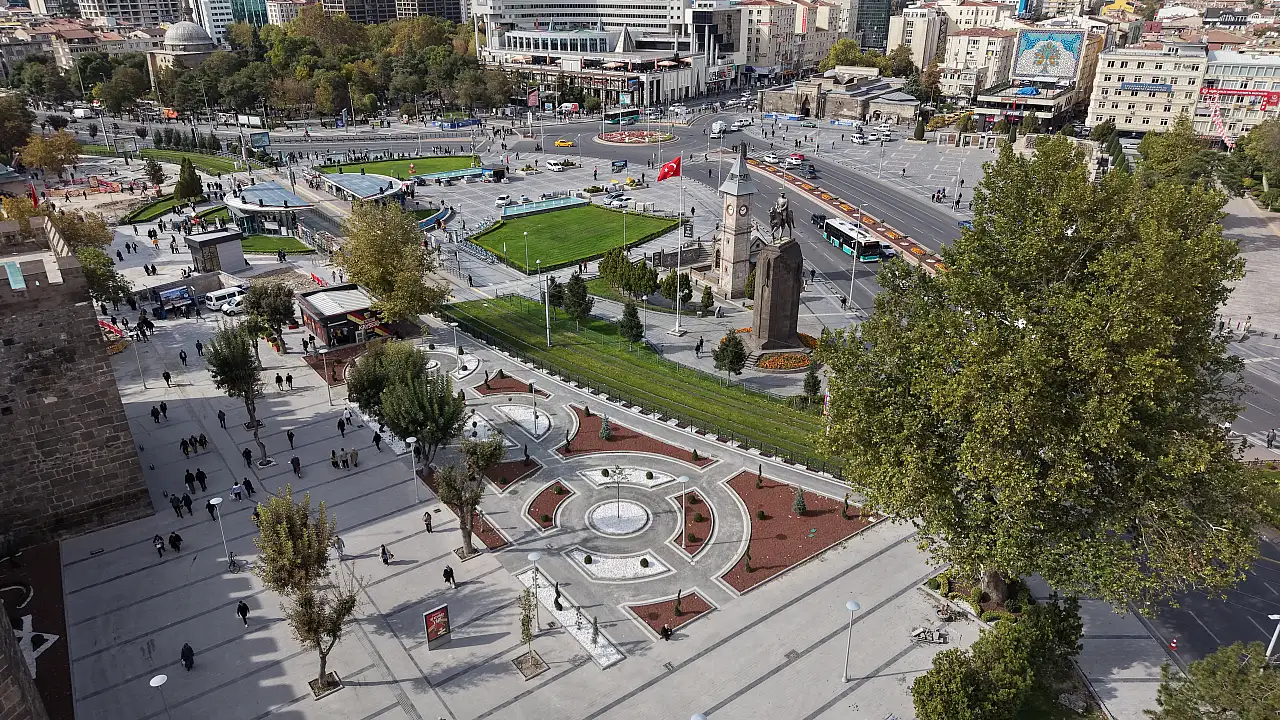 Kayseri'nin kalbinde büyük değişim! Yeraltı Çarşısı'na da sürpriz var
