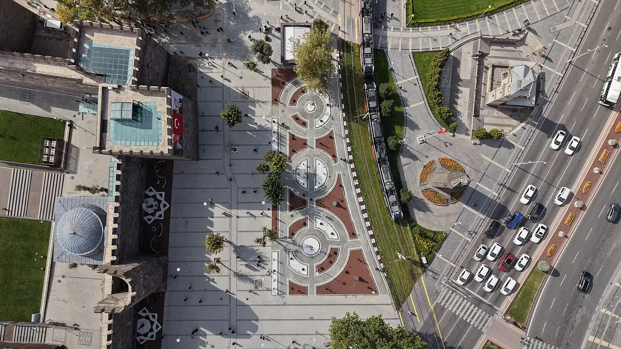 Kayseri'nin kalbinde büyük değişim! Yeraltı Çarşısı'na da sürpriz var