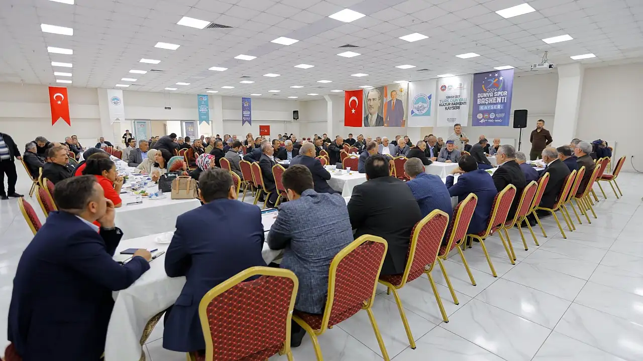 Büyükkılıç'tan Sarız ve Pınarbaşı çıkarması! Muhtarların taleplerini dinledi
