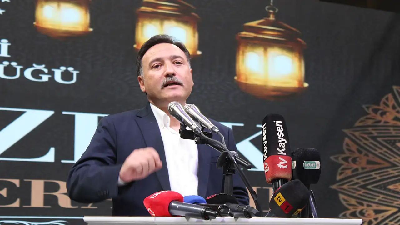 Kayseri'de 738 hafıza icazet töreni: Hayatını kaybeden Nurcan Dulkar unutulmadı