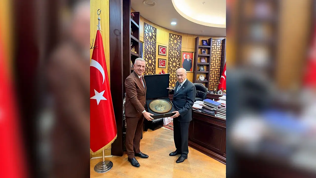 Tarihi kucaklaşmanın ardından Bahçeli'ye önemli ziyaret!