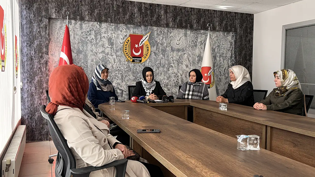 Kayseri'den Azerbaycan'a başörtüsü çağrısı! 28 Şubat'a dikkat çekildi
