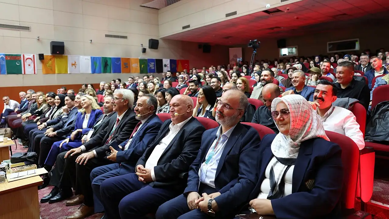 Kayseri'de yıllar öncesinden kalan asker mektupları gün yüzüne çıktı!