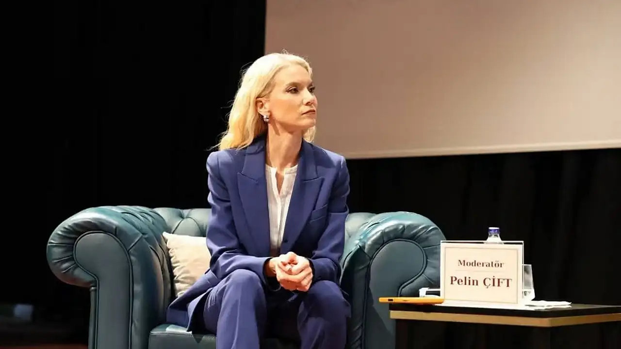 Pelin Çift Kayseri'ye geldi! Develi'den gelen o soru ortalığı karıştırdı