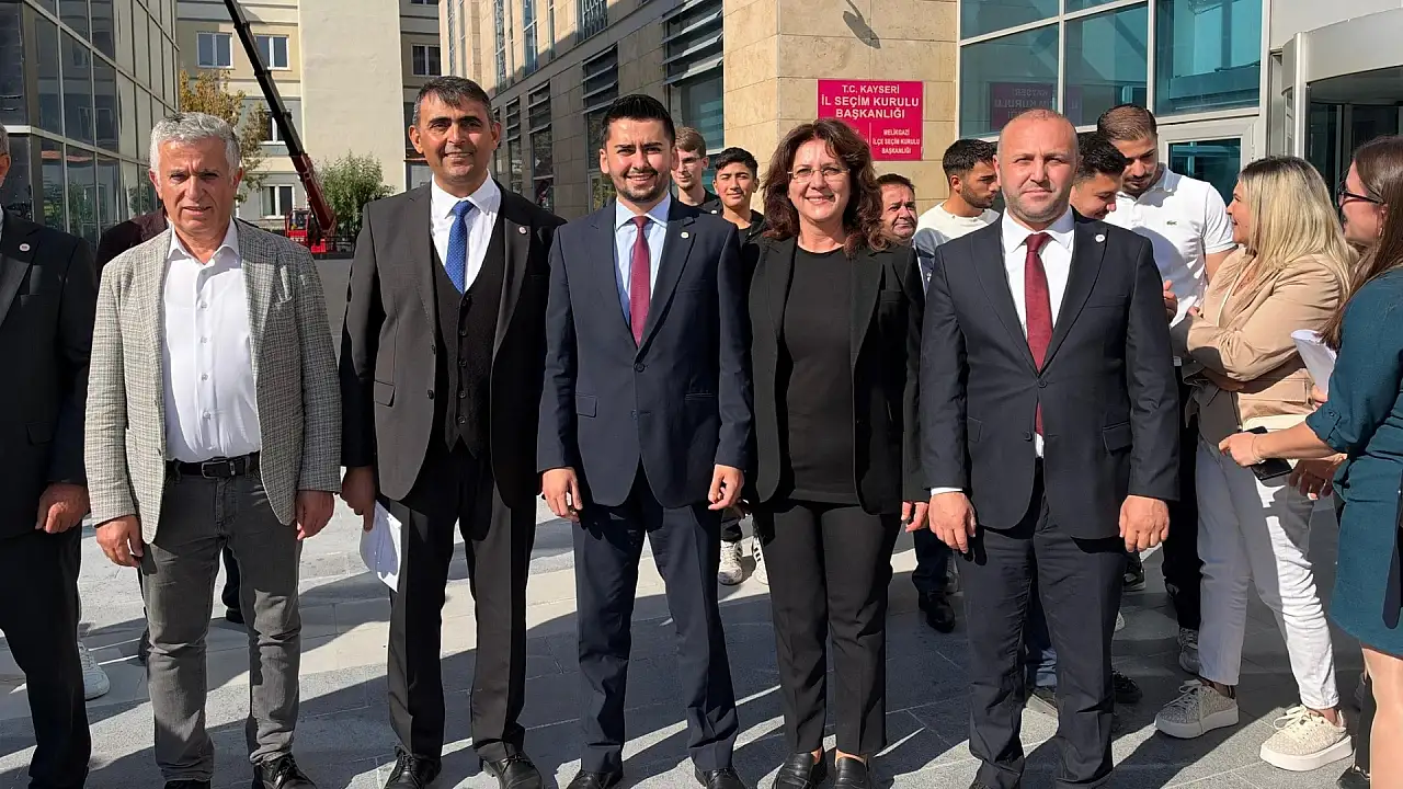 Kayseri siyasetinde yeni gelişme! İki ilçede değişim, AK Parti'ye sert çıkış