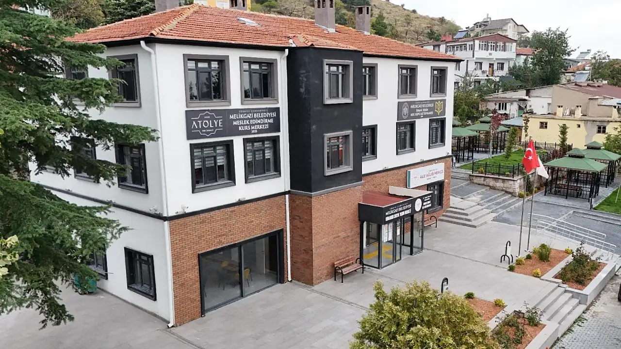 Kayseri'de yeni sosyal yaşam merkezi hizmete açıldı