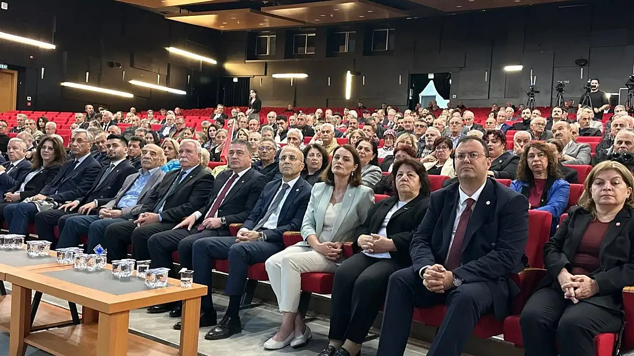 Kayseri'de YENİ Parti kongresi başladı: Genç'ten üyelere sandık çağrısı