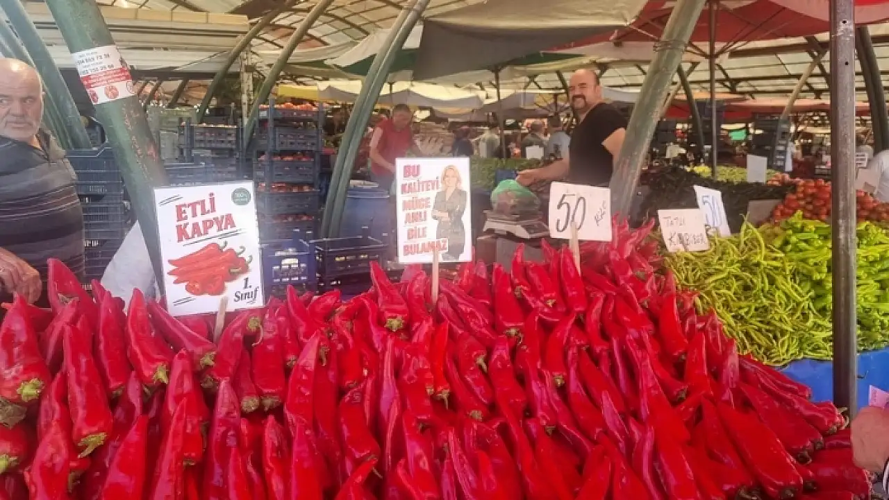 Kayseri'de pazar yerinde Müge Anlı sürprizi! Görenler şaşkına döndü