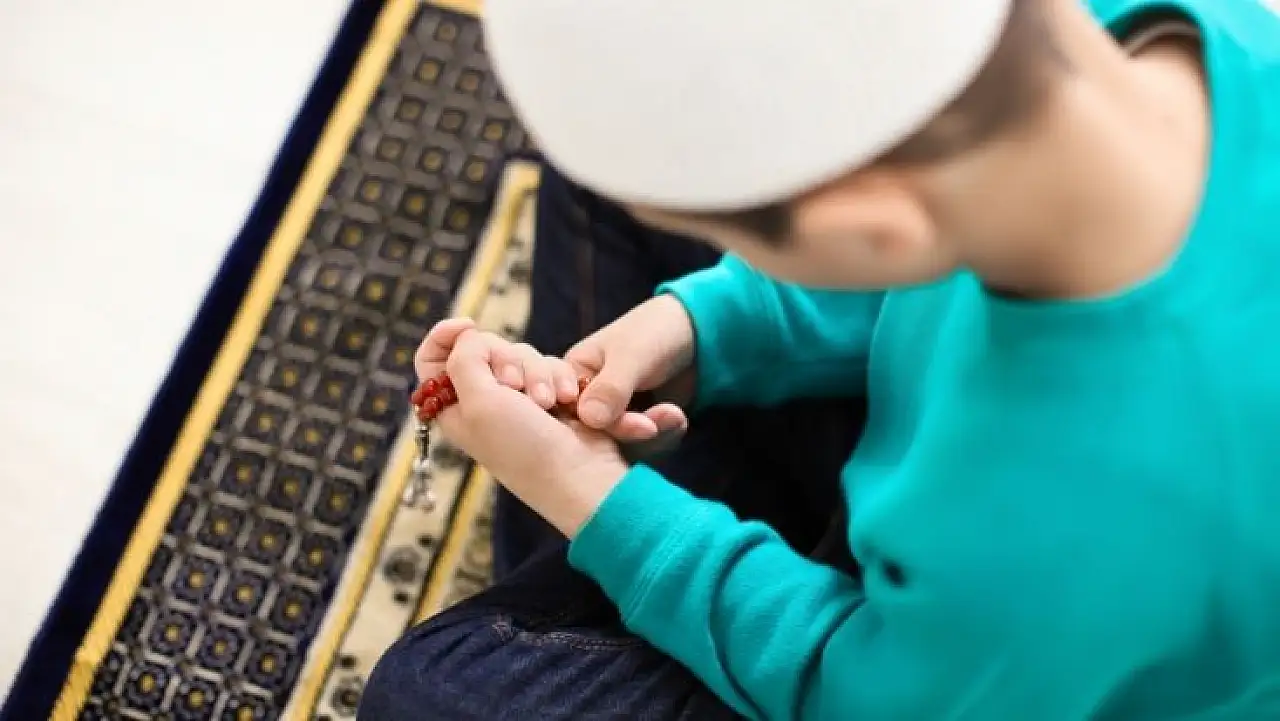 Camiye giden kazandı! Yahyalı'da büyük ödül töreni