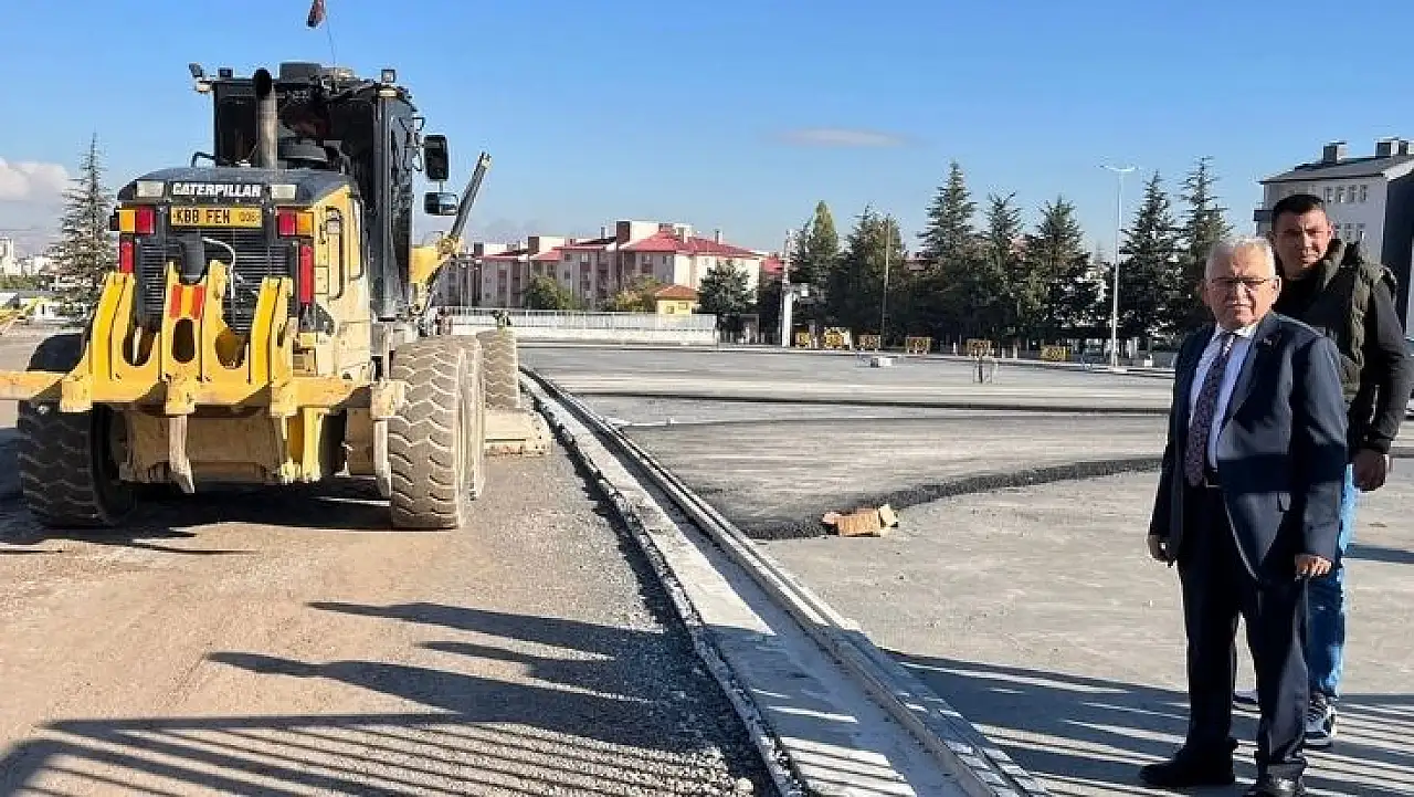 Büyükkılıç: '29 Ekim'de kavşağı halkımızın hizmetine açıyoruz'