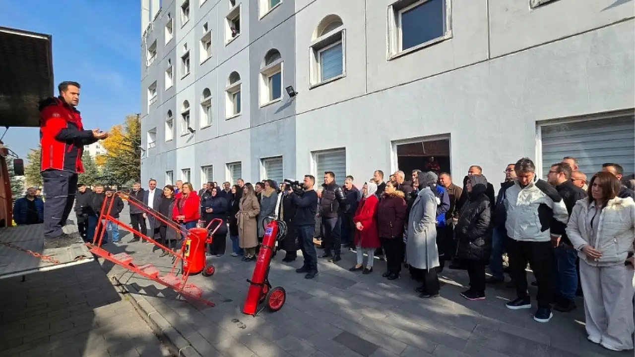 Kayseri'de acil durum alarmı! AFAD ve İtfaiye ile tatbikat yapıldı
