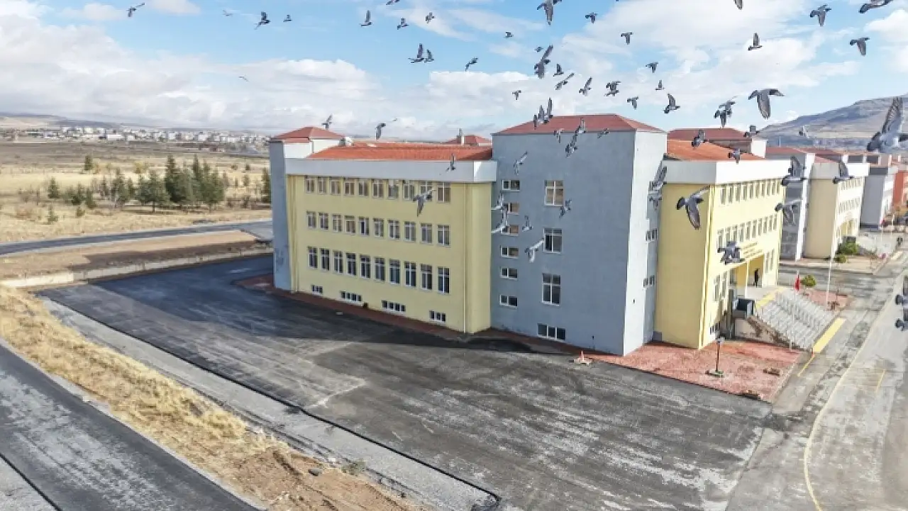 Kayseri Büyükşehir'den Develi'ye çifte yatırım!