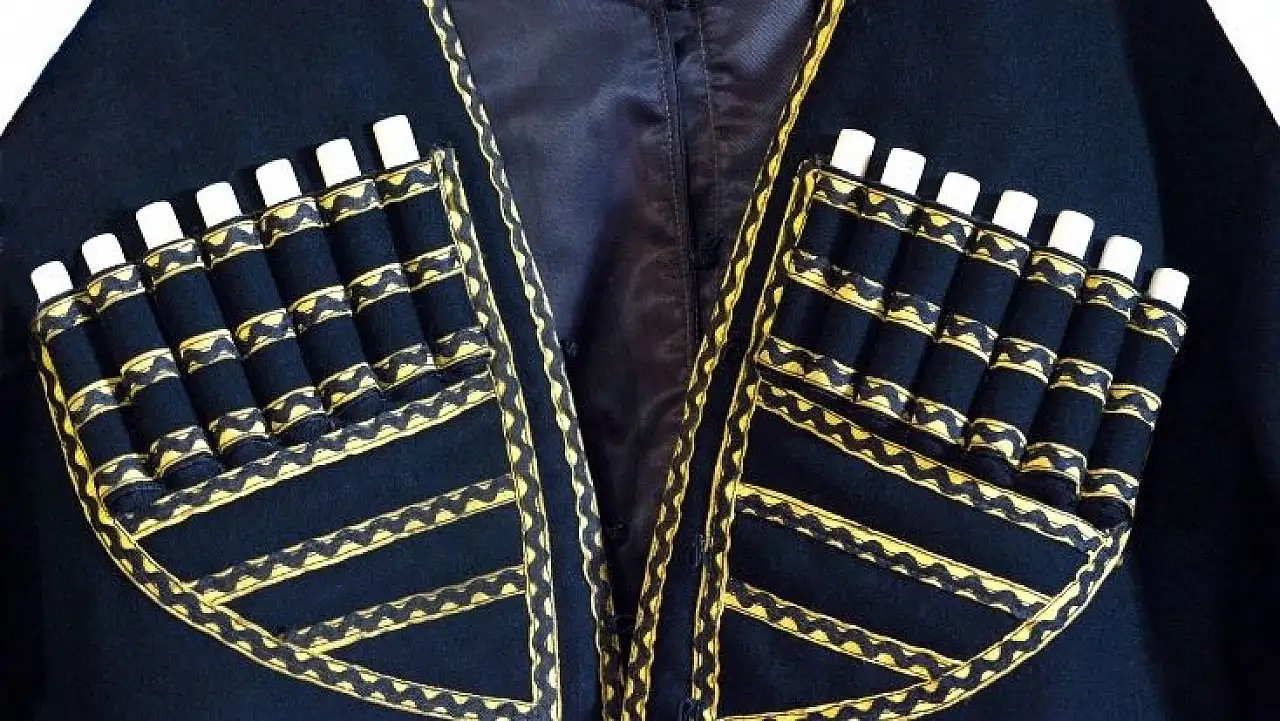 Kayseri'de kültür gecesi: Çerkes müziği ve dansları izleyiciyle buluşuyor