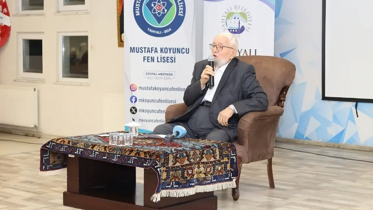 Kayseri'de Mevlana gecesi: İlahi, dua ve semazenlerle anıldı