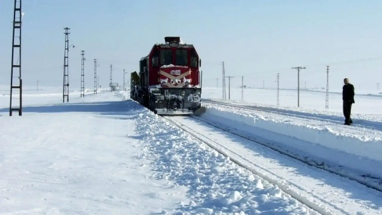 Turistik Doğu Ekspresi'nde sezon açılıyor: Yeni sezon fiyatları dudak uçuklattı
