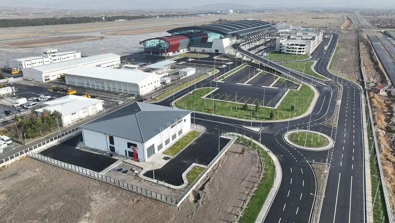 Kayseri Havalimanı yeni statüsüne kavuştu! Artık o isimle hizmet verecek