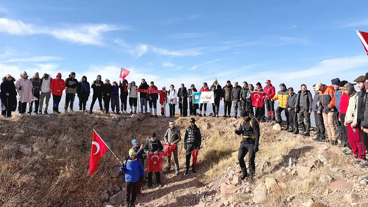 Alidağı'nda Şehitler için yürüyüş düzenlendi