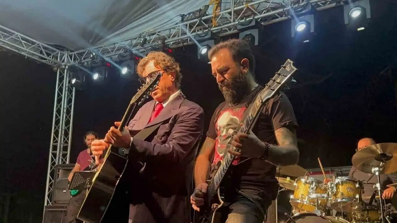 Kayseri'de Sevgililer Günü'ne özel unutulmaz konser