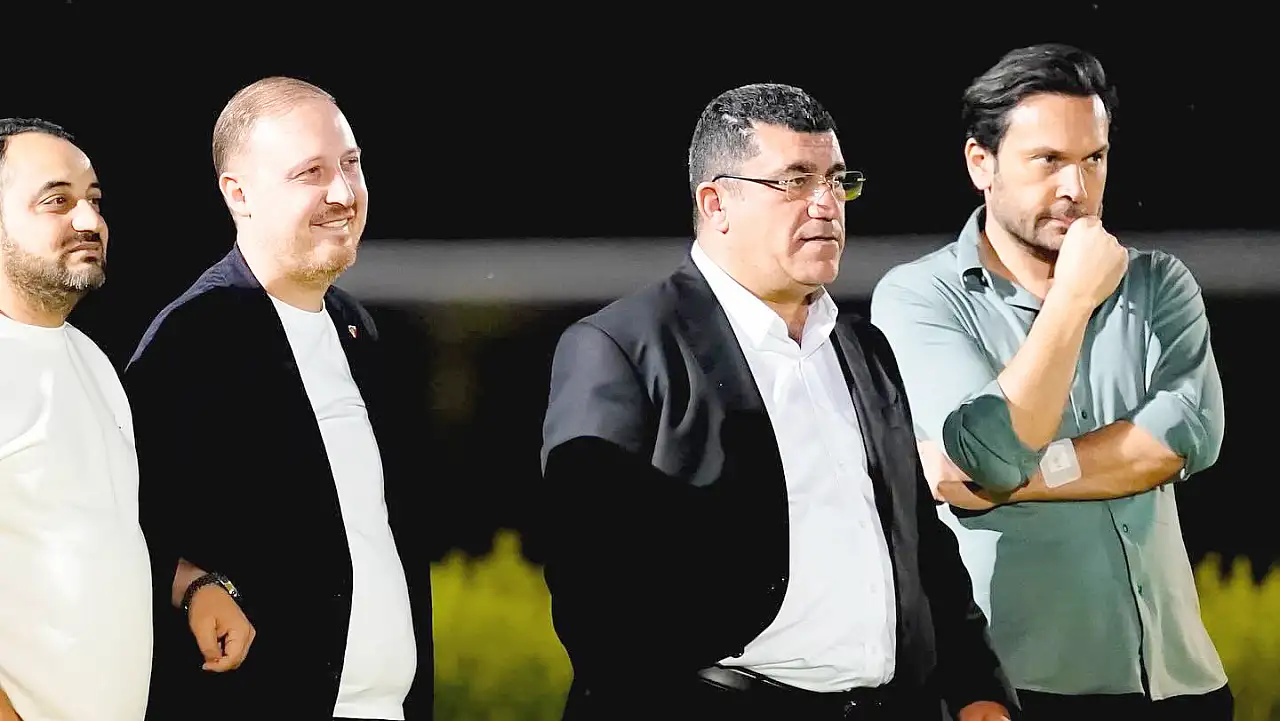 Kayserispor'da kim geliyor, kim gidiyor? Transfer listesi kabarıyor