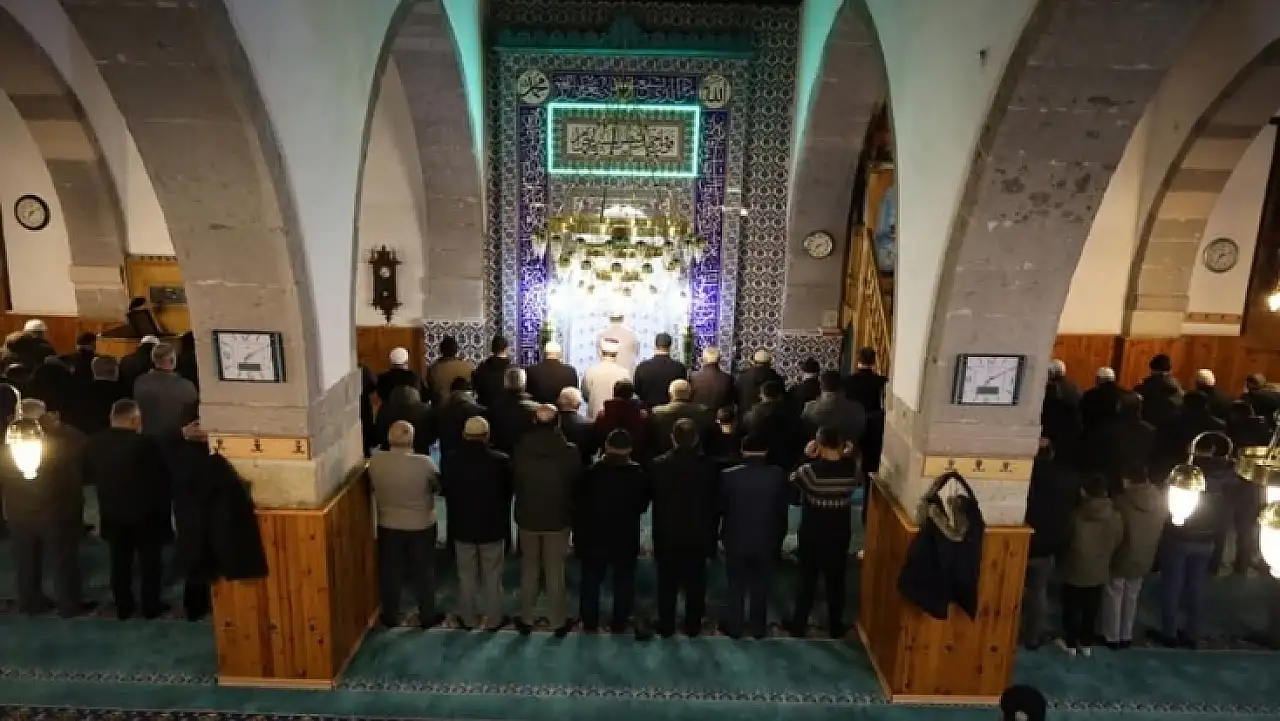 Sabahın ilk ışıklarında Yahyalılar buluştu