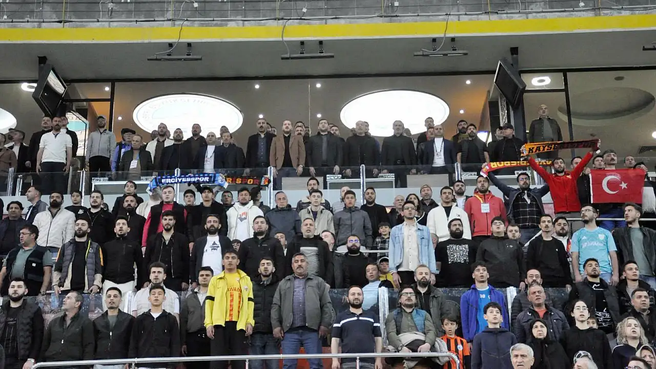 Taraftardan tam not alan Baki Ersoy: Derdimiz memleket meselesi
