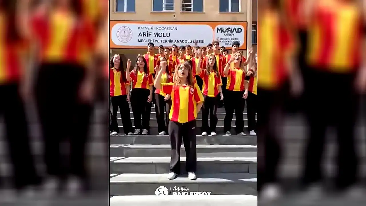 Baki Ersoy, 51 yıllık nostaljiyi canlandırdı