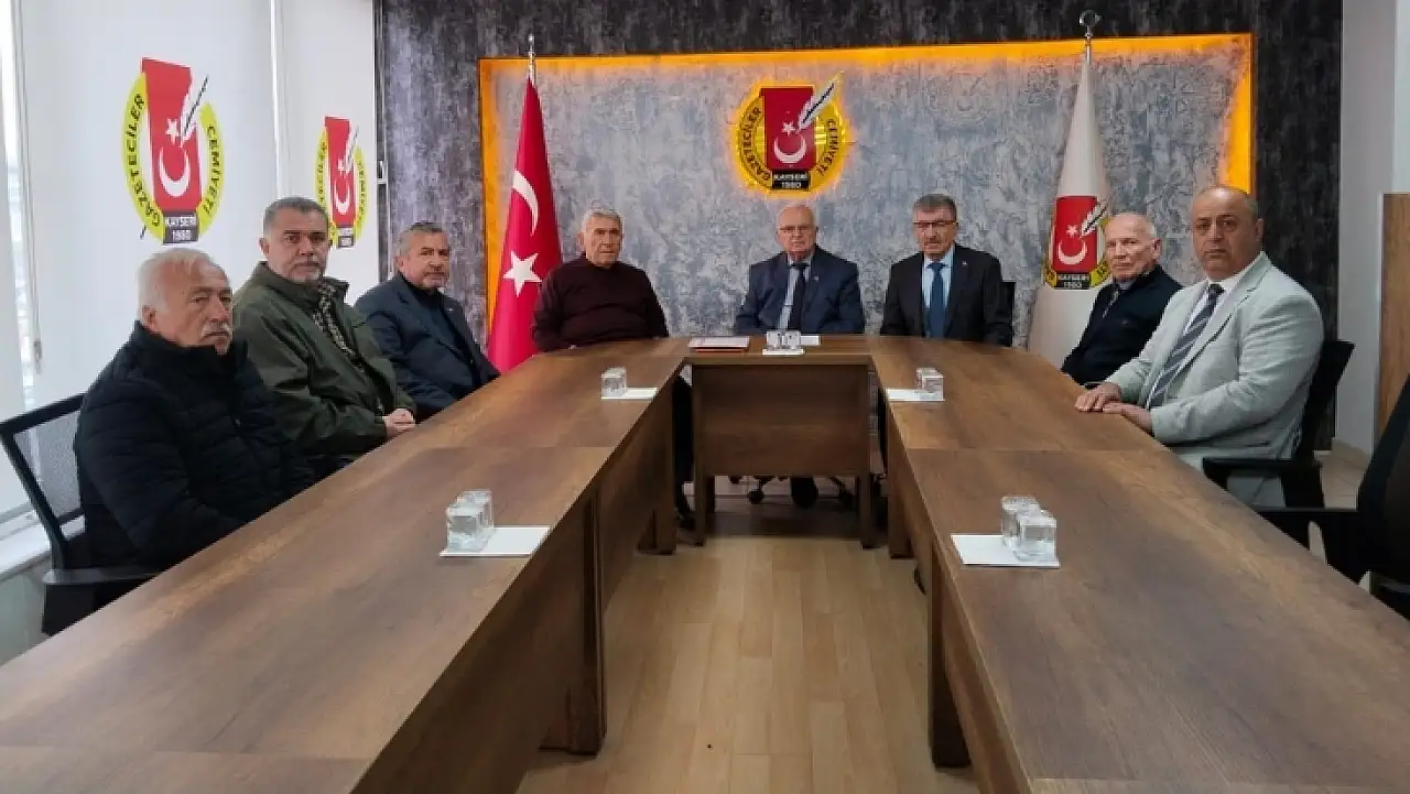 'Ne mutlu Türk'üm diyene' sözleriyle duyuruldu: Kayseri'de anma programı