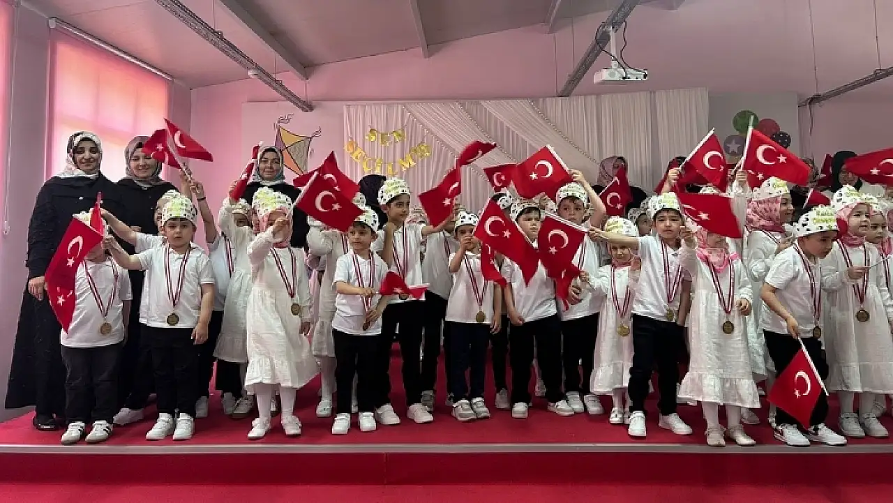 Yahyalı'da Kur'an'a geçen minikler için özel tören düzenlendi